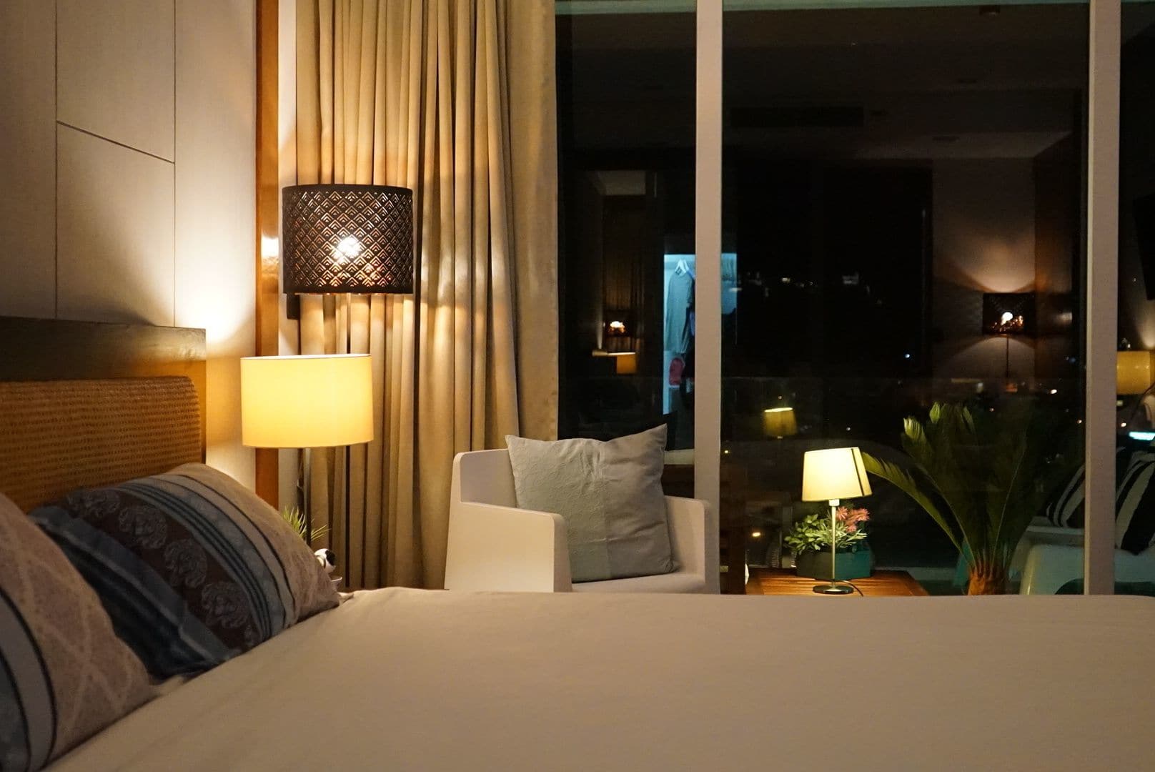 Q Residence