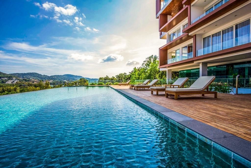 Q Residence