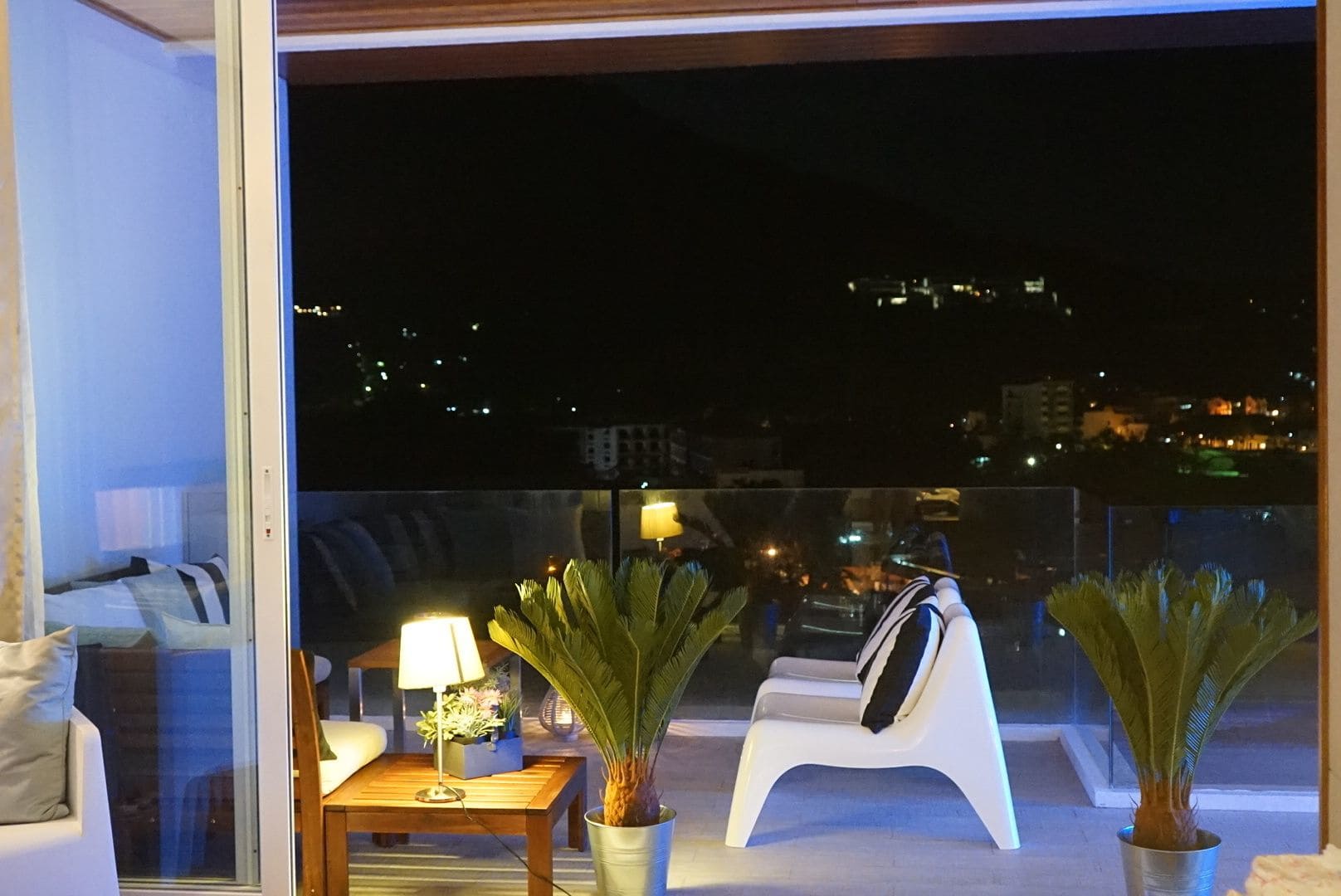 Q Residence