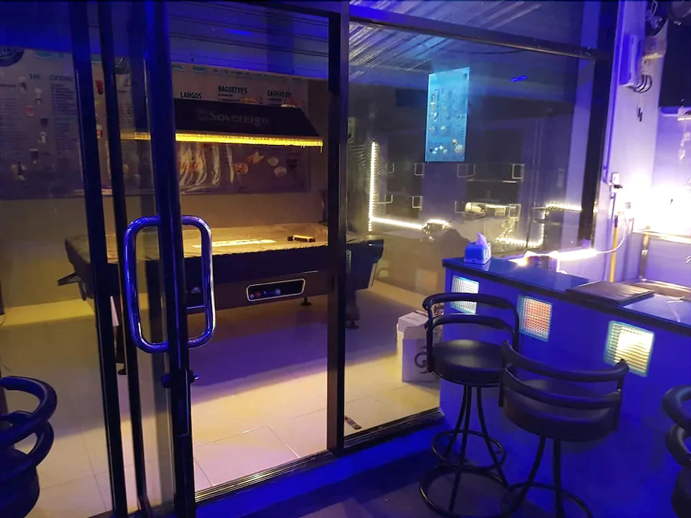 Shots & Dreams Guesthouse