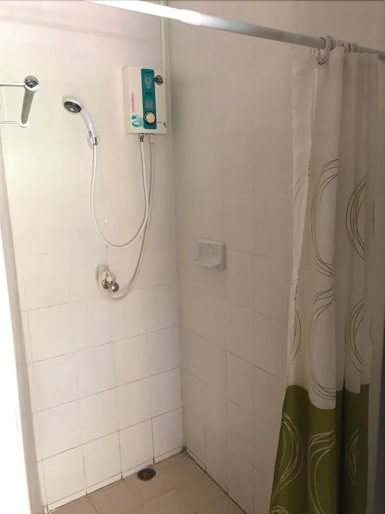 Shots & Dreams Guesthouse