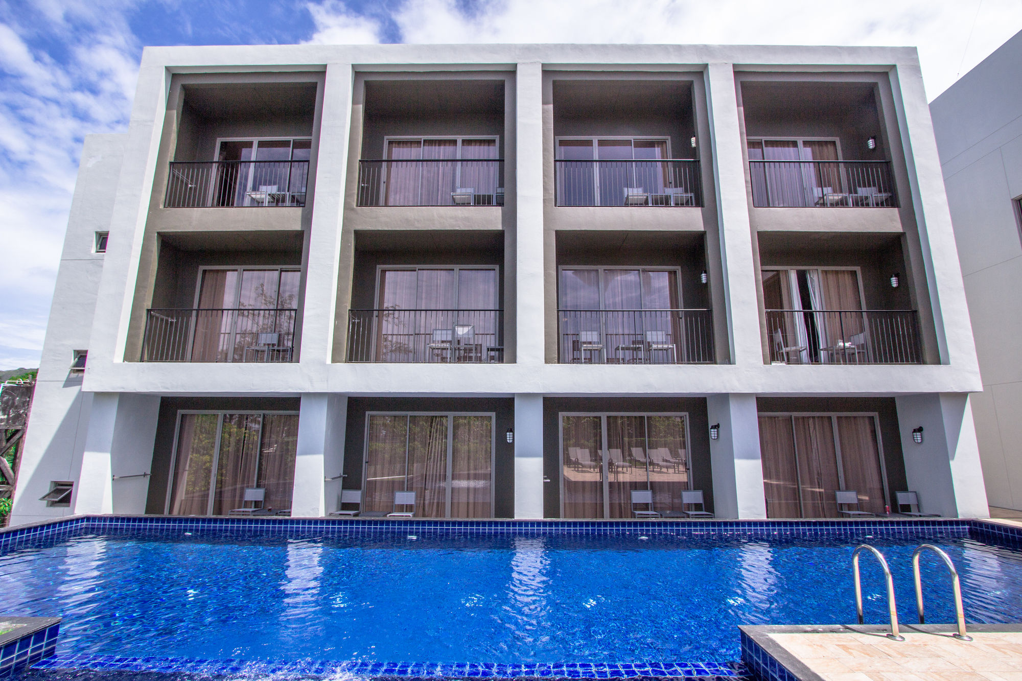 Sugar Marina Hotel Art