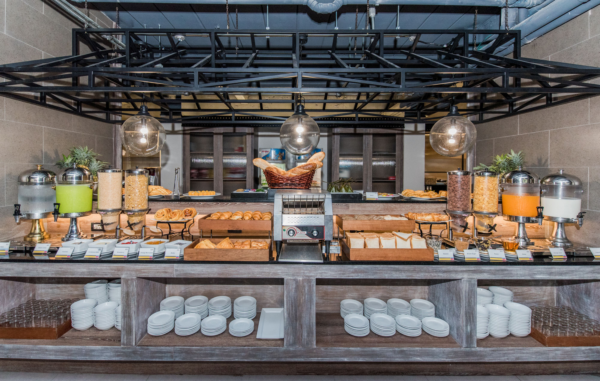 Sugar Marina Hotel Art