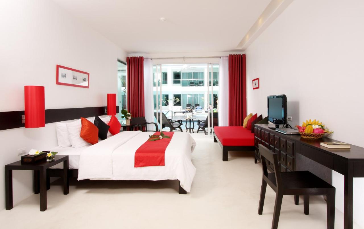 The Old Phuket Karon Beach Resort