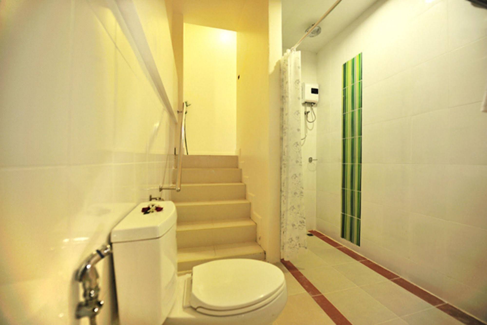 Villa Tona Phuket