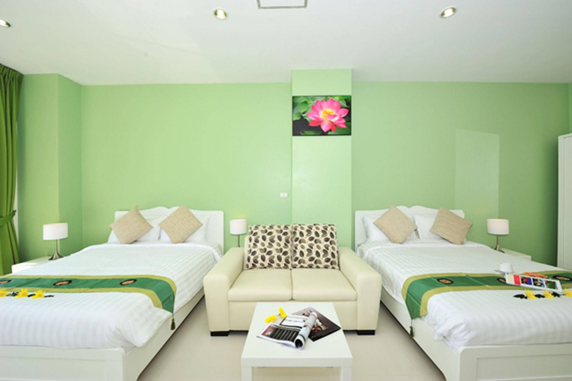 Villa Tona Phuket