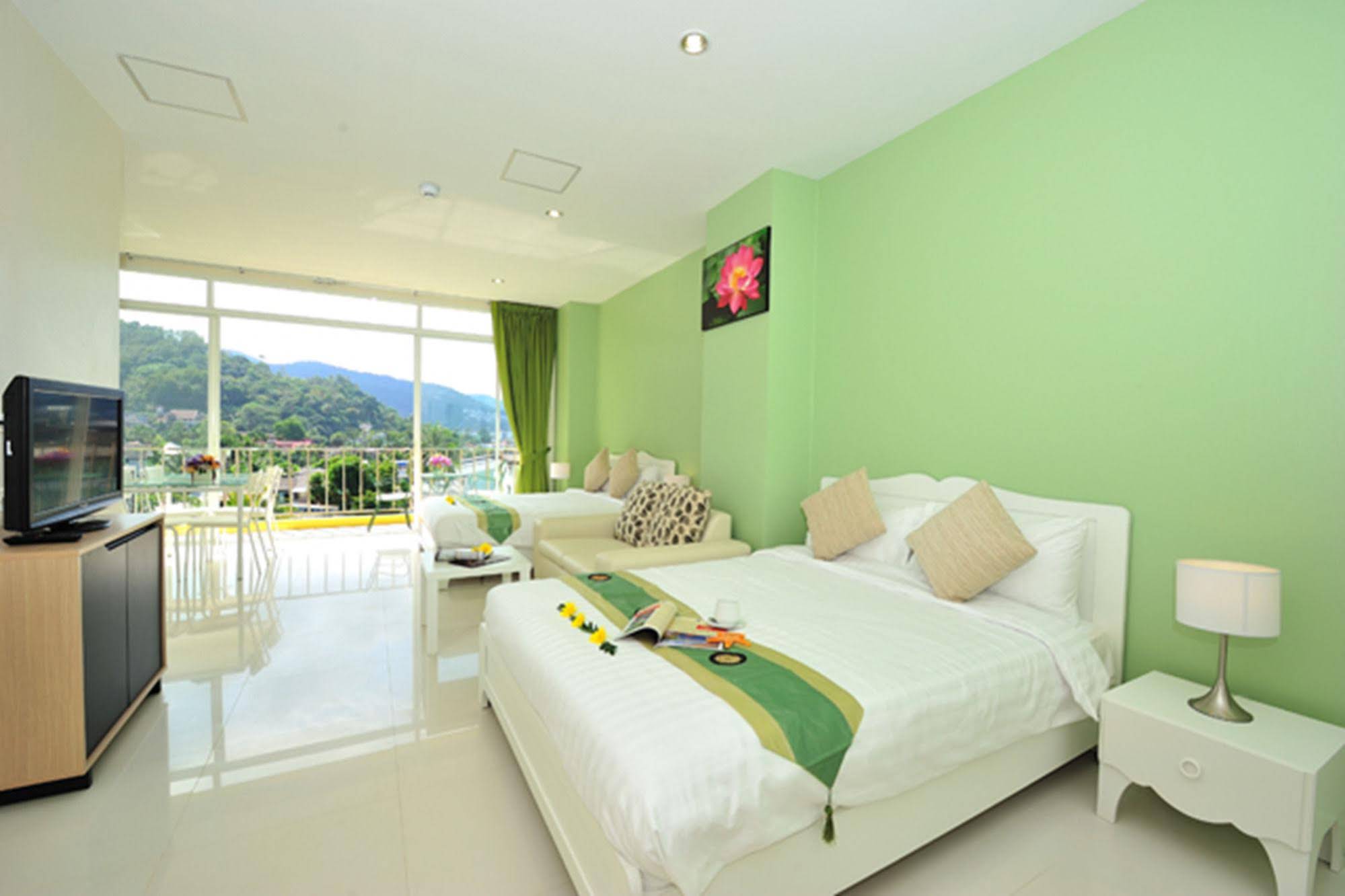 Villa Tona Phuket