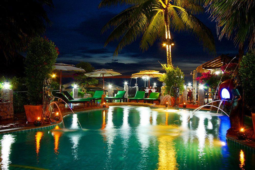 Boomerang Village Resort