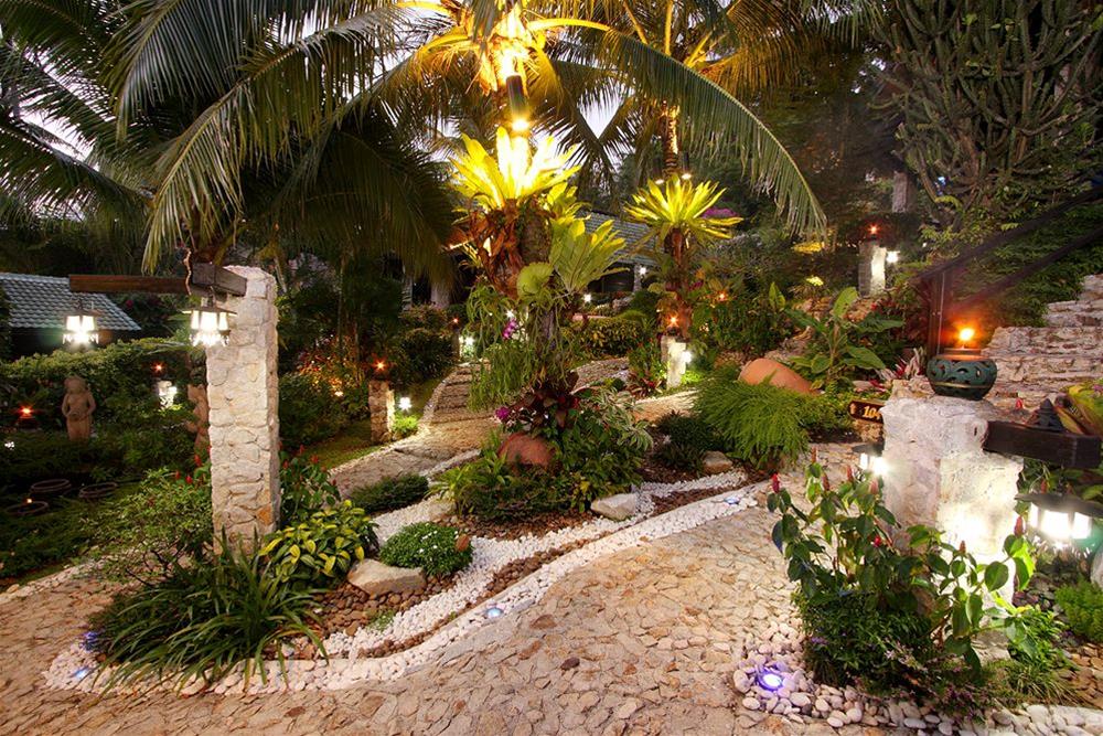 Boomerang Village Resort