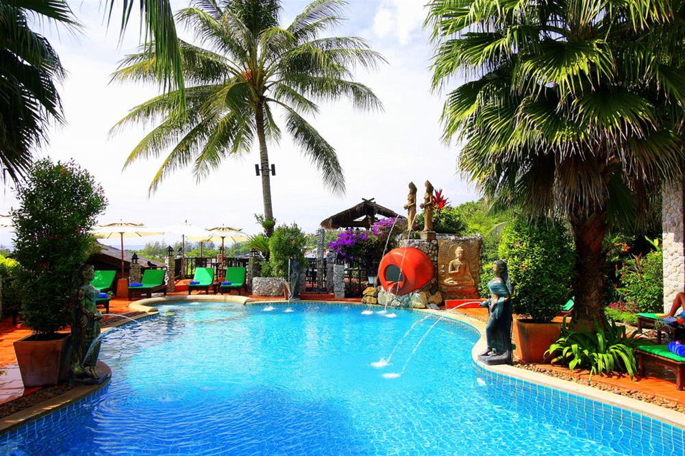 Boomerang Village Resort