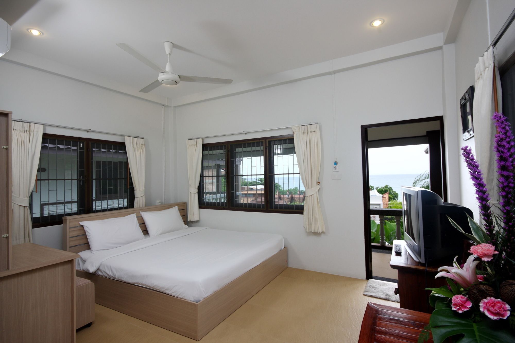 Kata Hi View Resort
