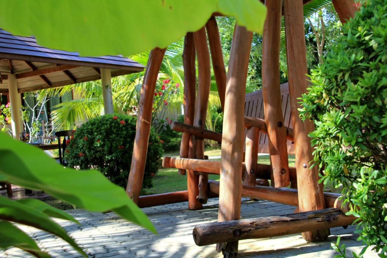 Blu Pine Villa & Pool Access