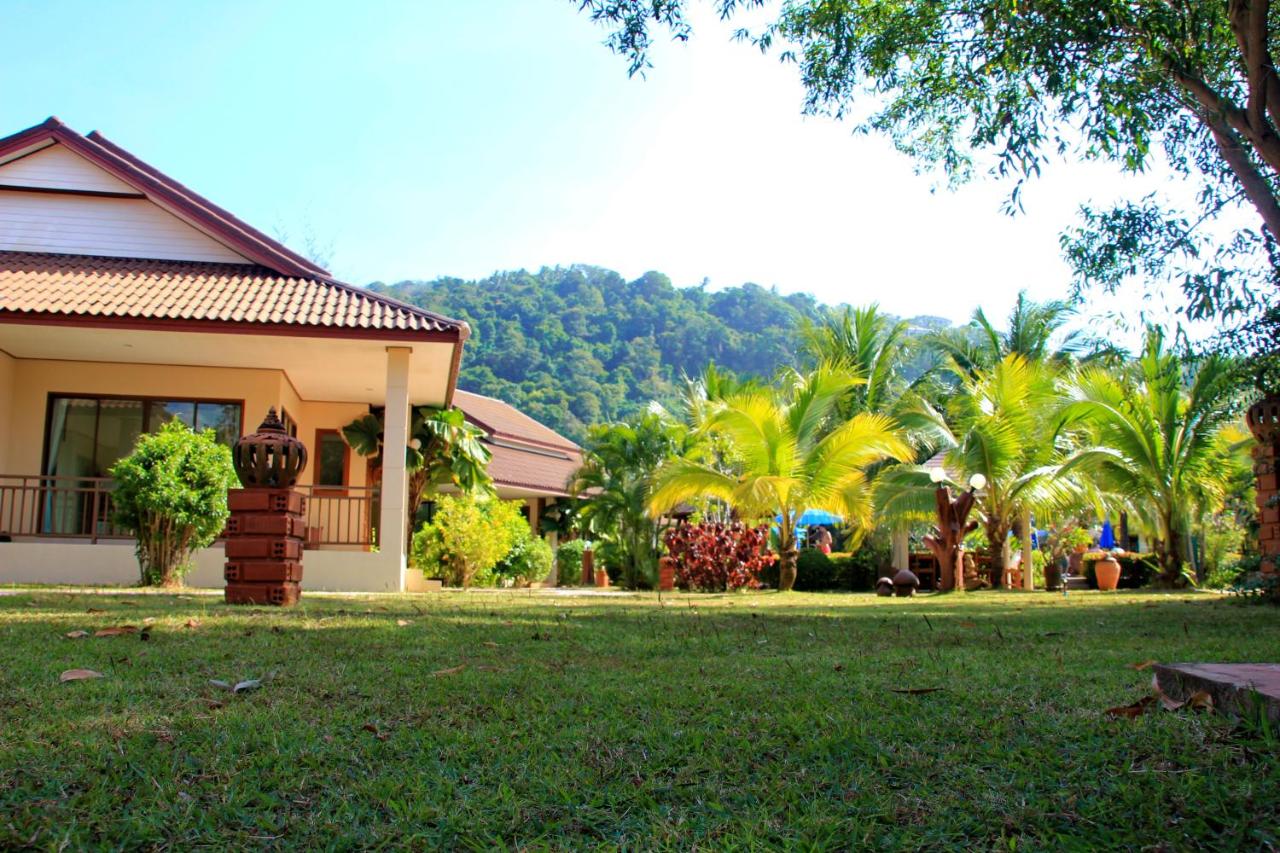 Blu Pine Villa & Pool Access