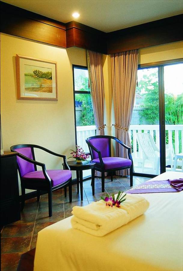 Kata Poolside Resort
