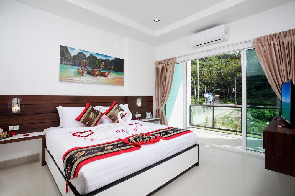 Kata Sea View Villas