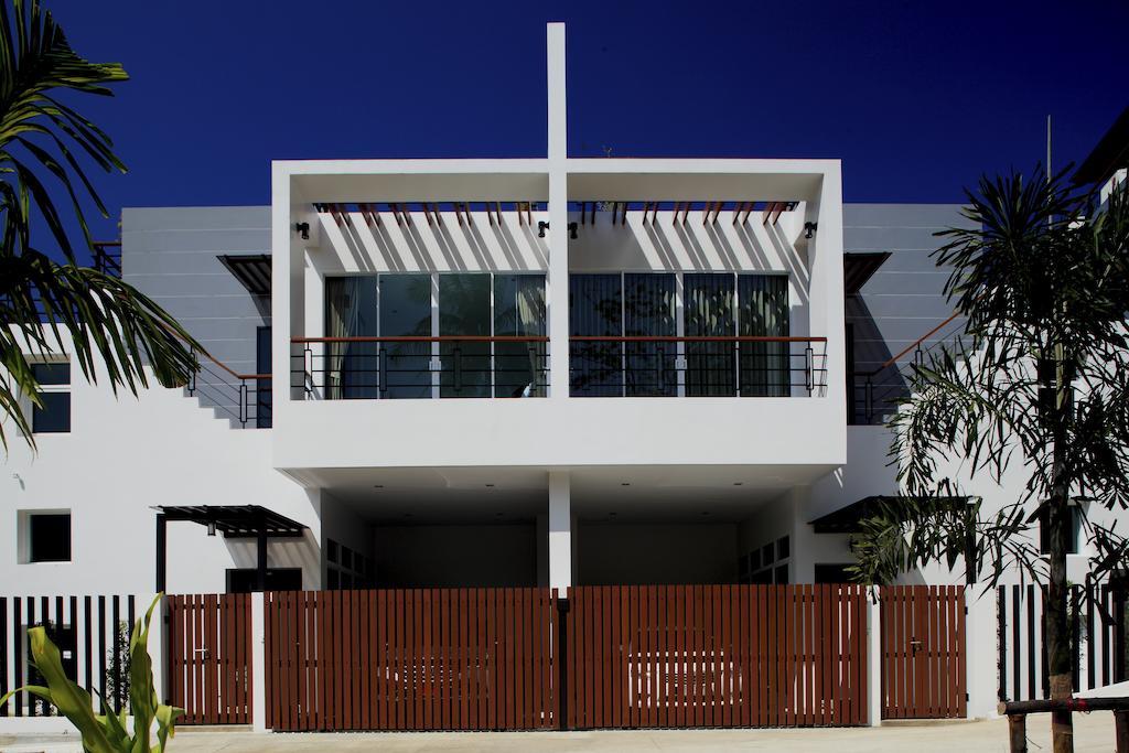 Kata Sea View Villas