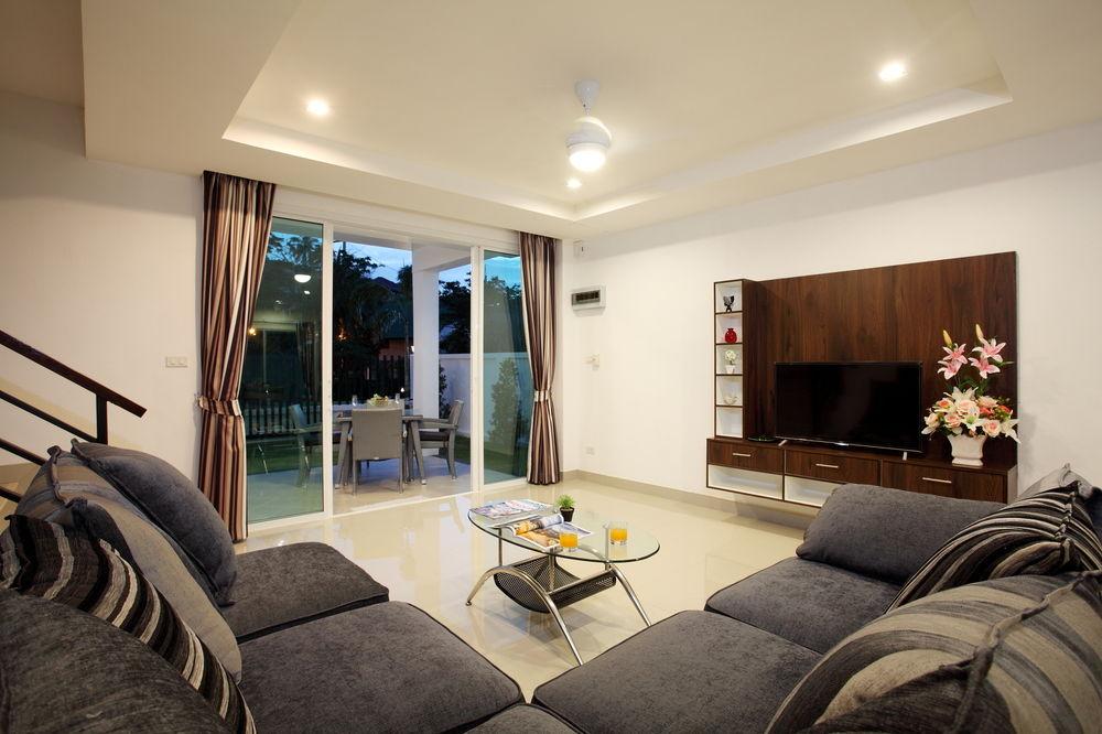 Kata Sea View Villas