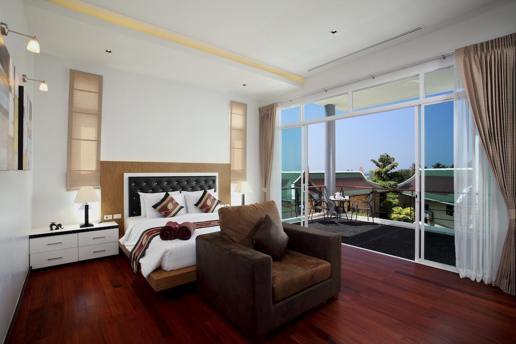 Kata Sea View Villas