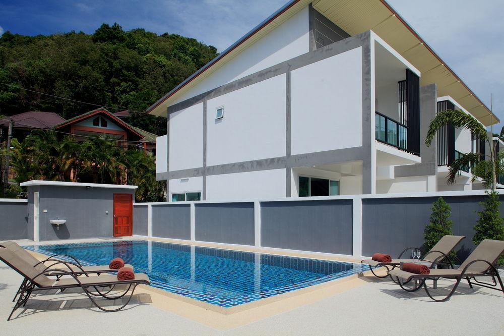 Kata Sea View Villas