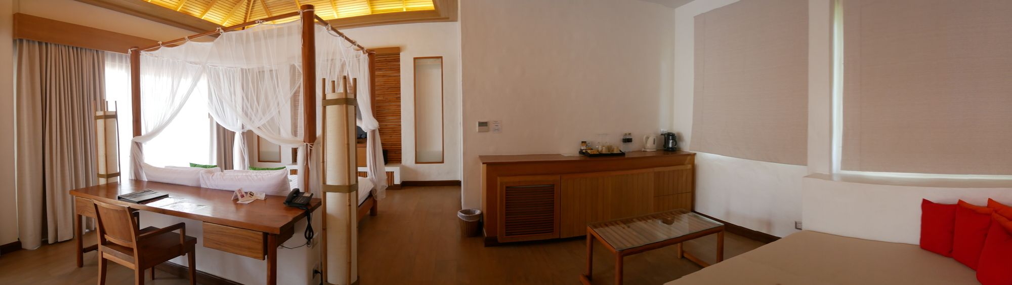 Metadee Concept Hotel