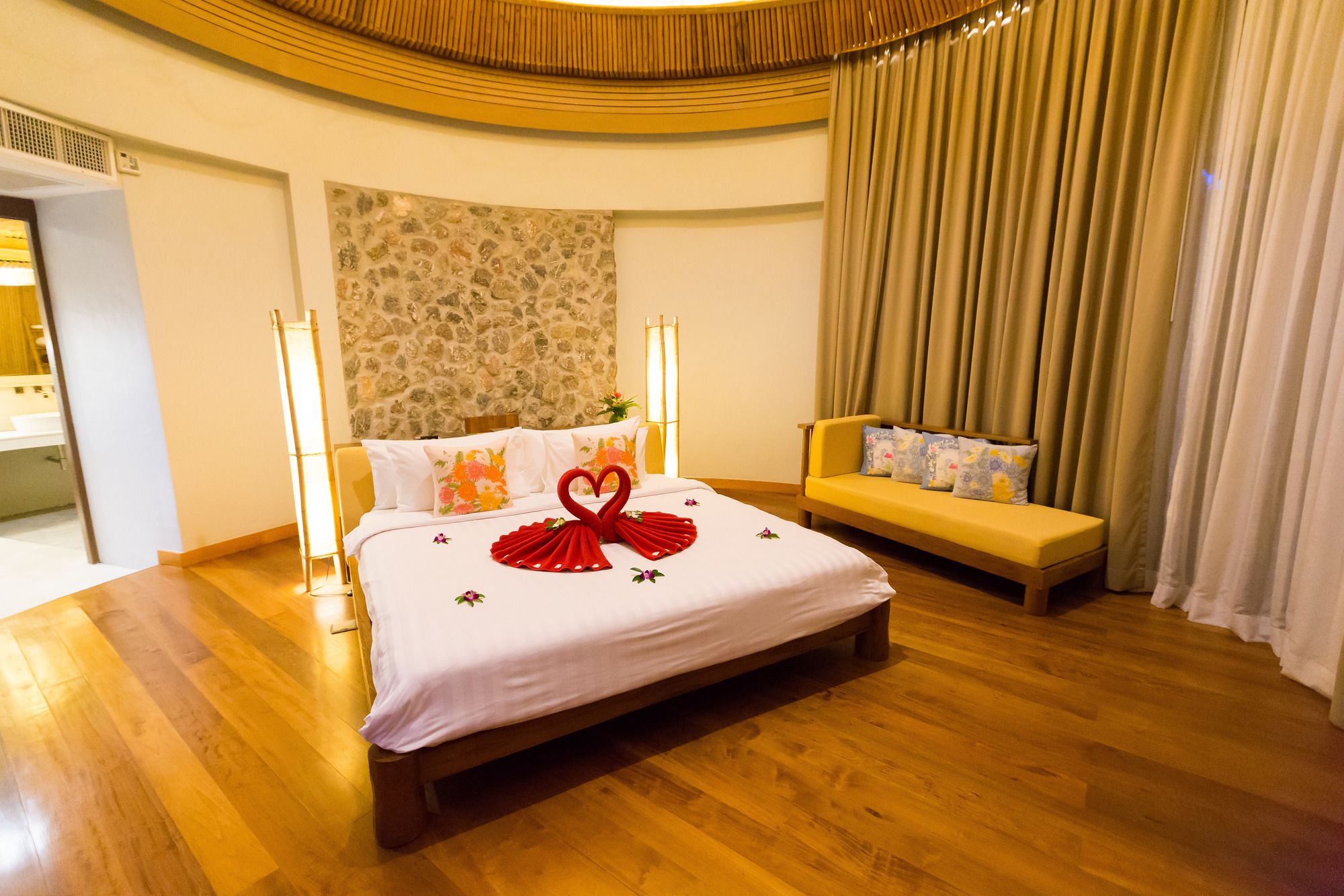 Metadee Concept Hotel
