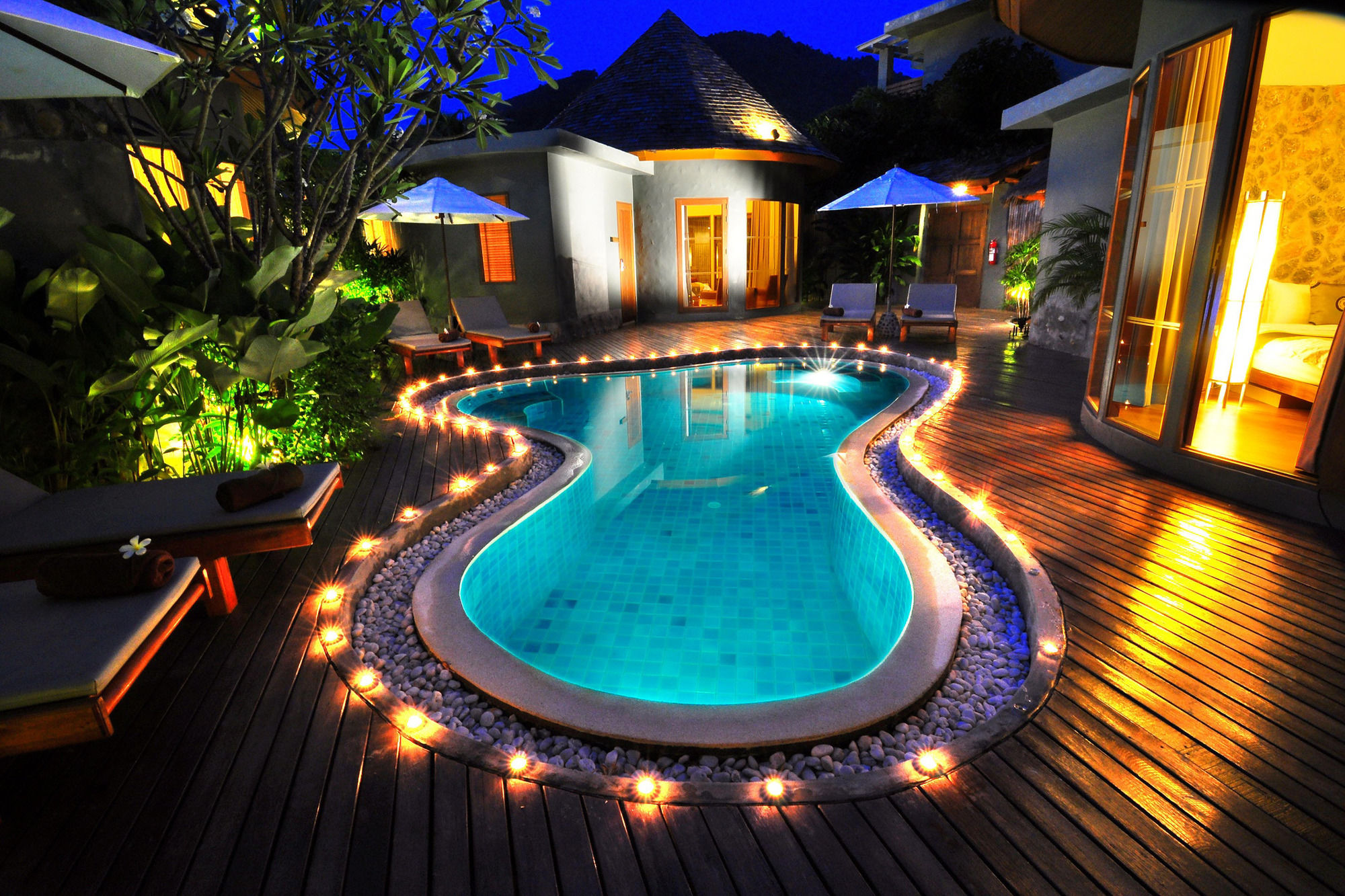 Metadee Concept Hotel