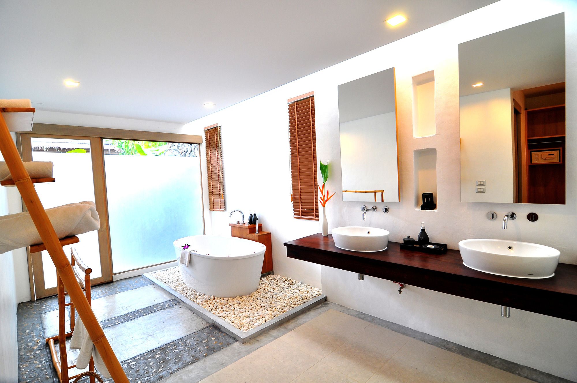 Metadee Concept Hotel