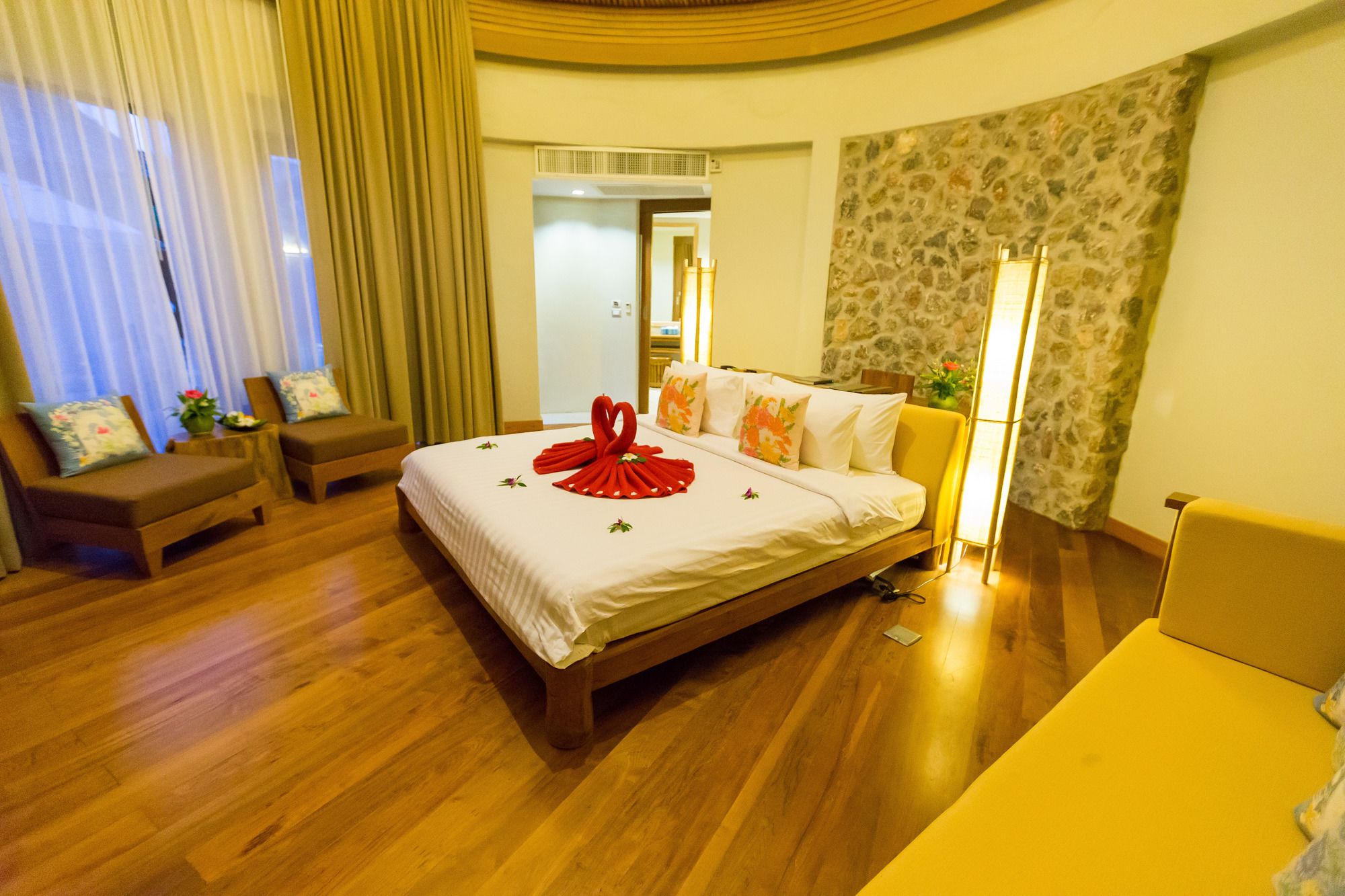 Metadee Concept Hotel