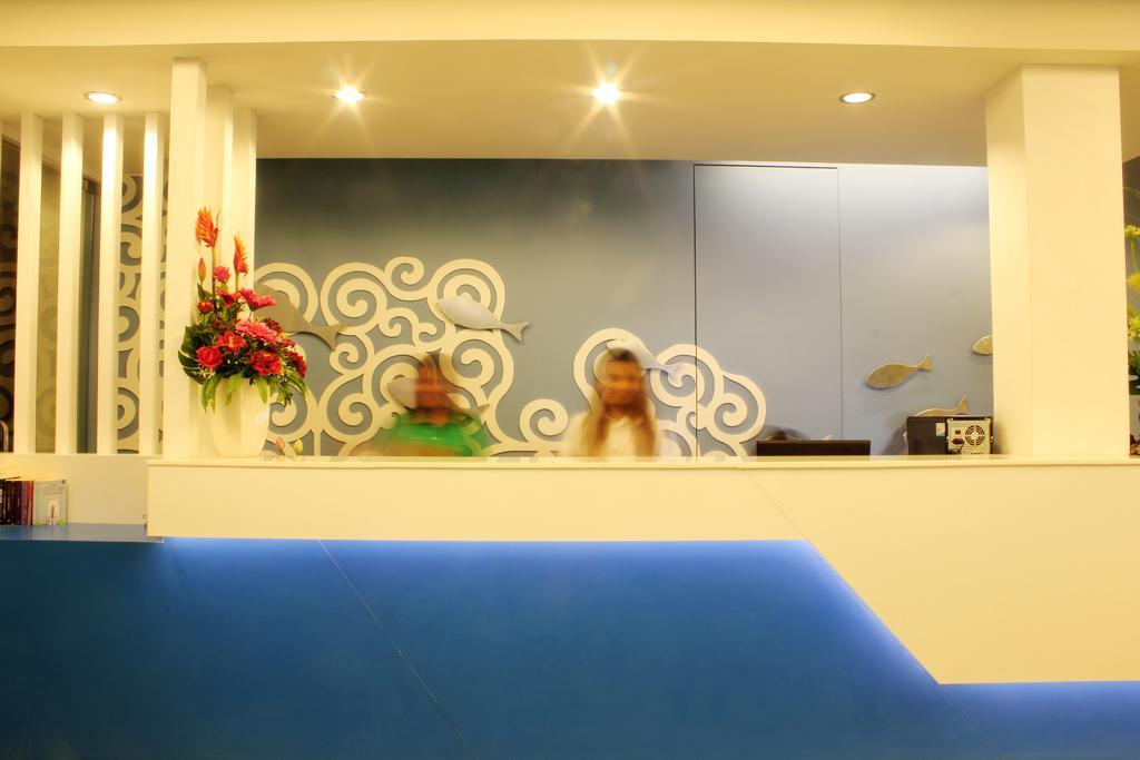 Puding Holiday World