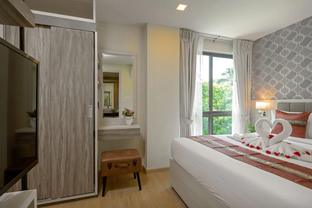 Splendid Sea View Resort