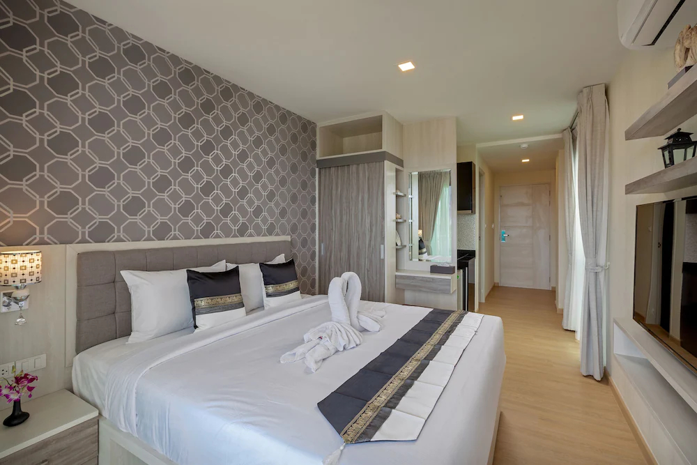 Splendid Sea View Resort