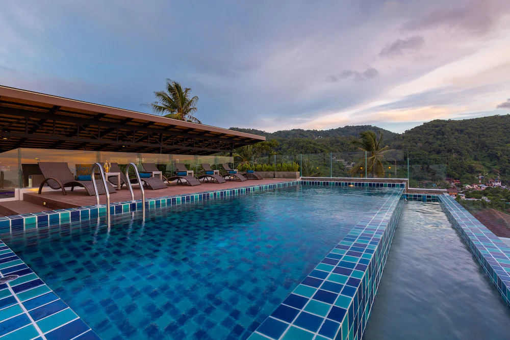 Splendid Sea View Resort