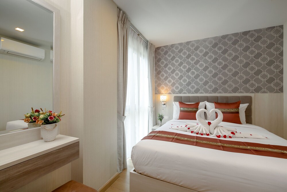 Splendid Sea View Resort