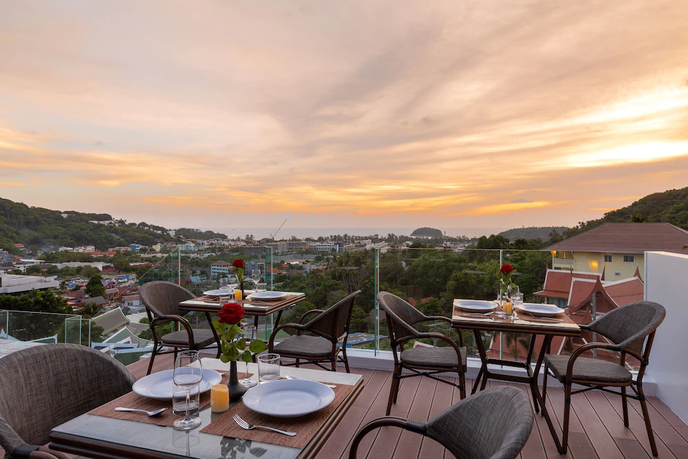 Splendid Sea View Resort