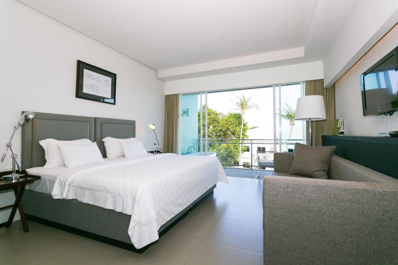 Sugar Palm Grand Hillside