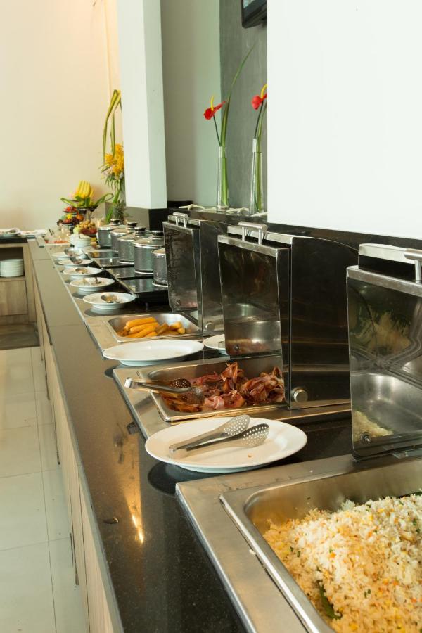 Sugar Palm Grand Hillside