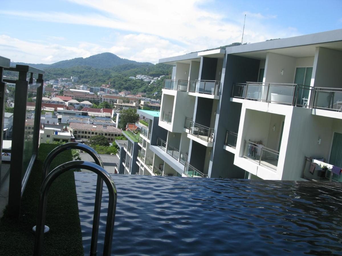 Sugar Palm Grand Hillside