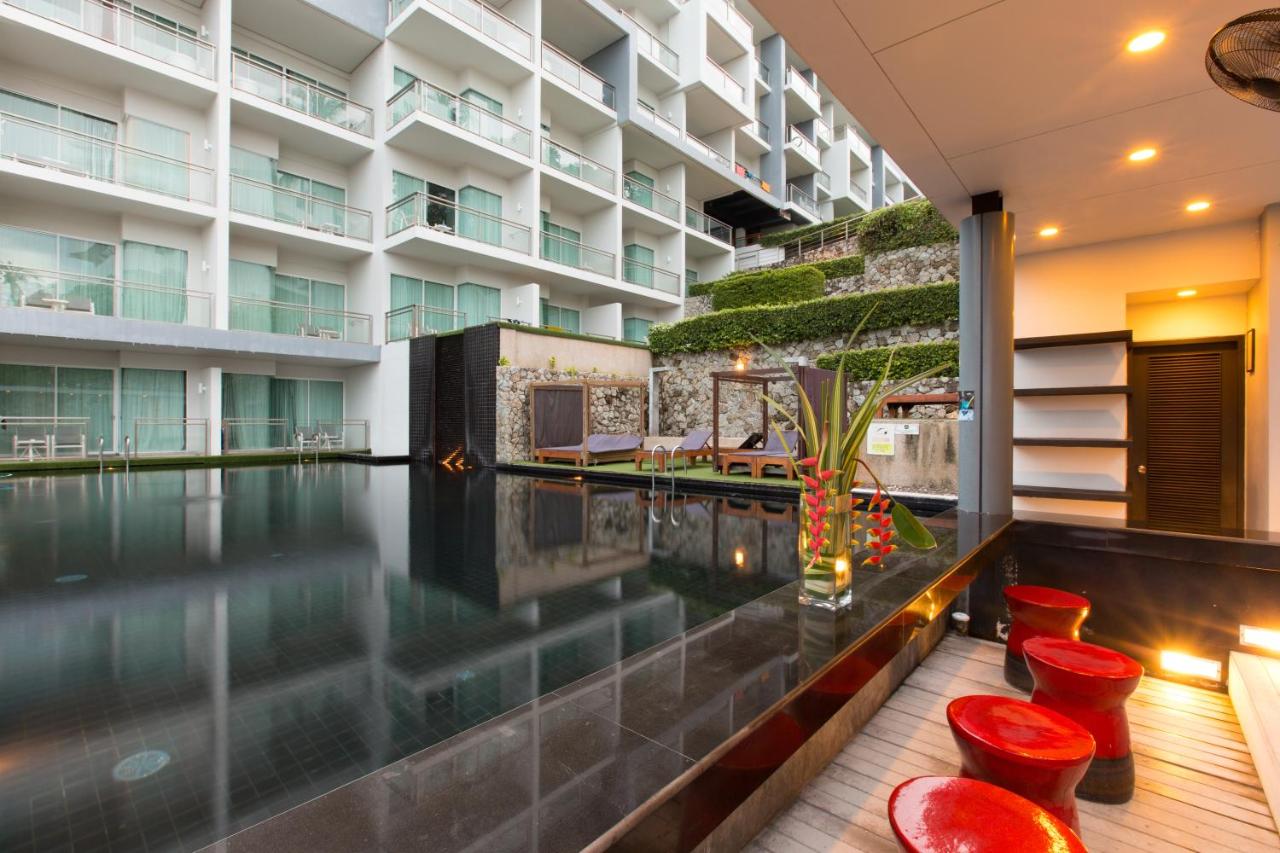 Sugar Palm Grand Hillside