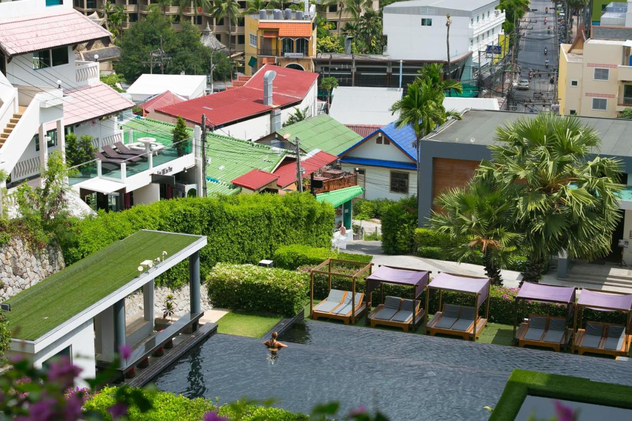 Sugar Palm Grand Hillside