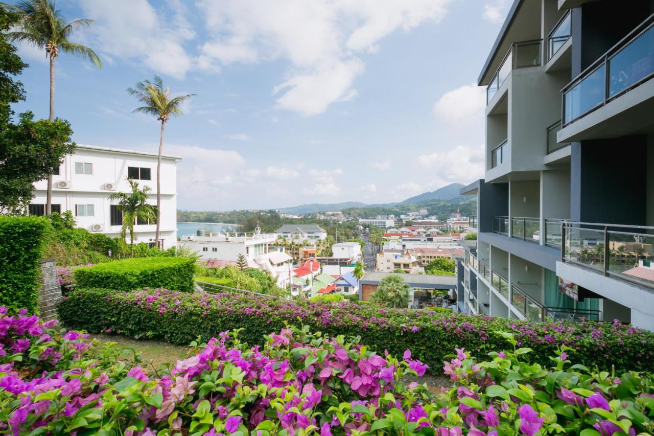 Sugar Palm Grand Hillside