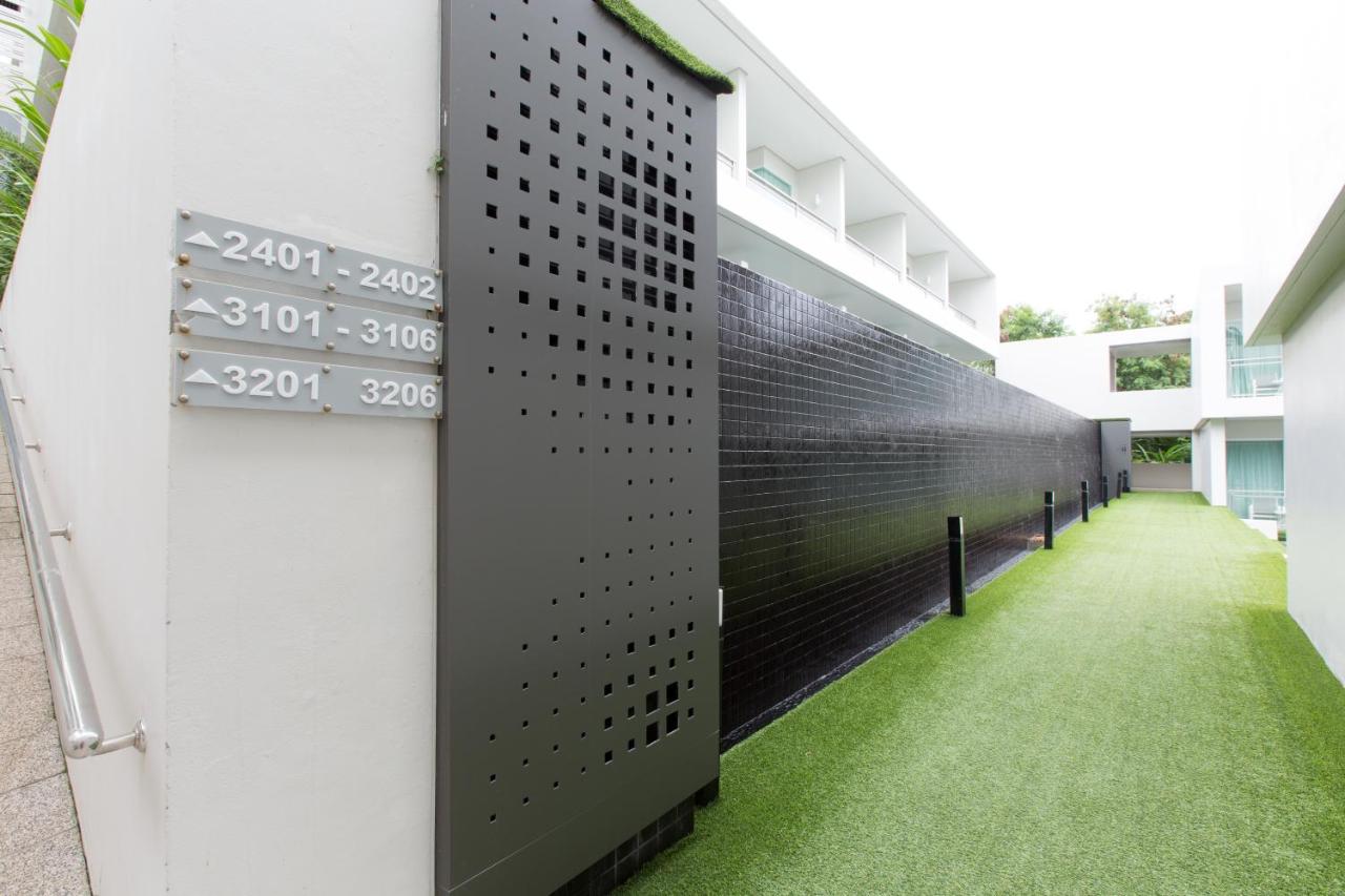 Sugar Palm Grand Hillside