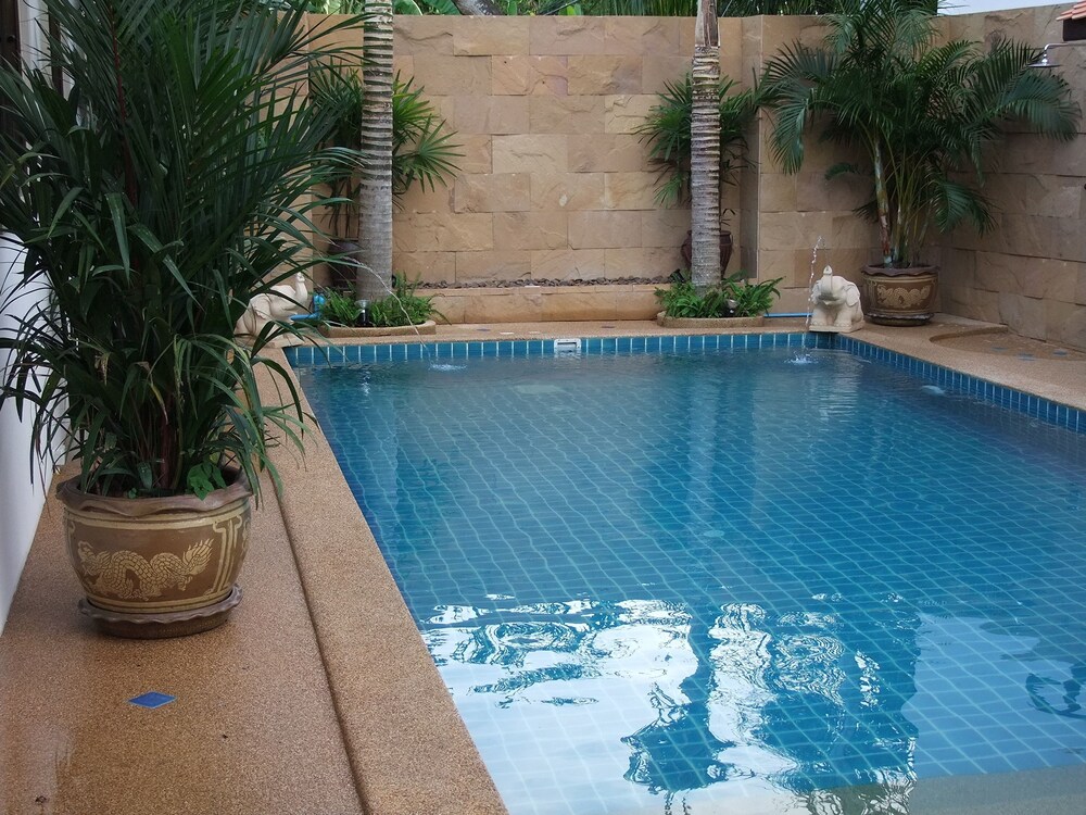 Kata Noi Resort