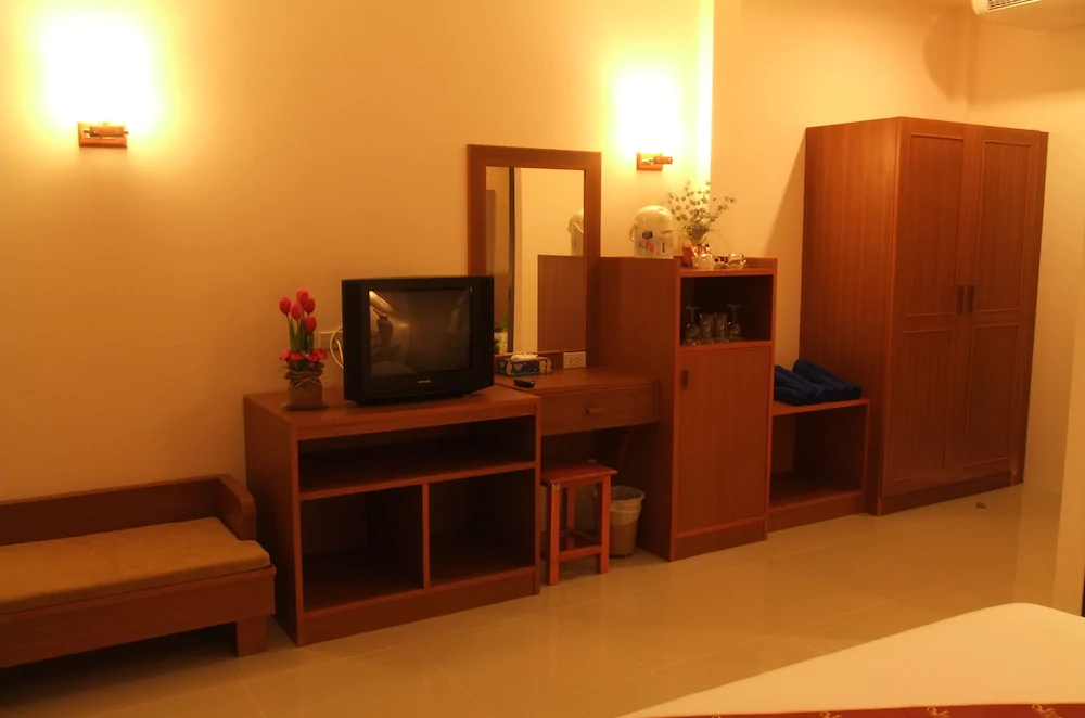 Kata Noi Resort