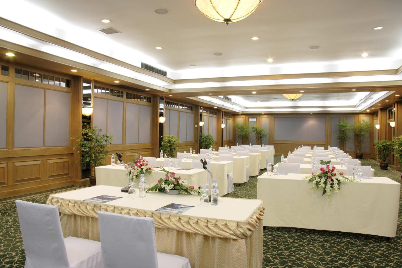 Katathani Phuket Beach Resort