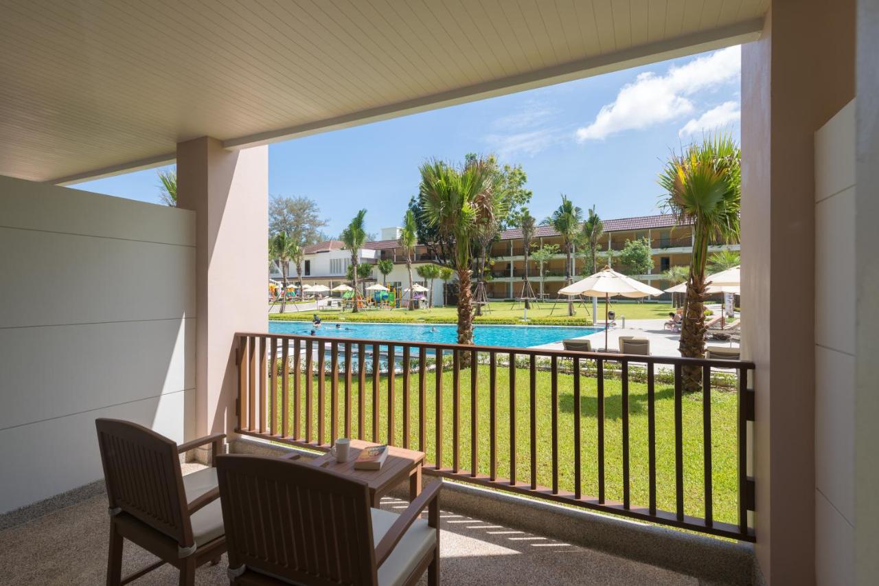 Katathani Phuket Beach Resort