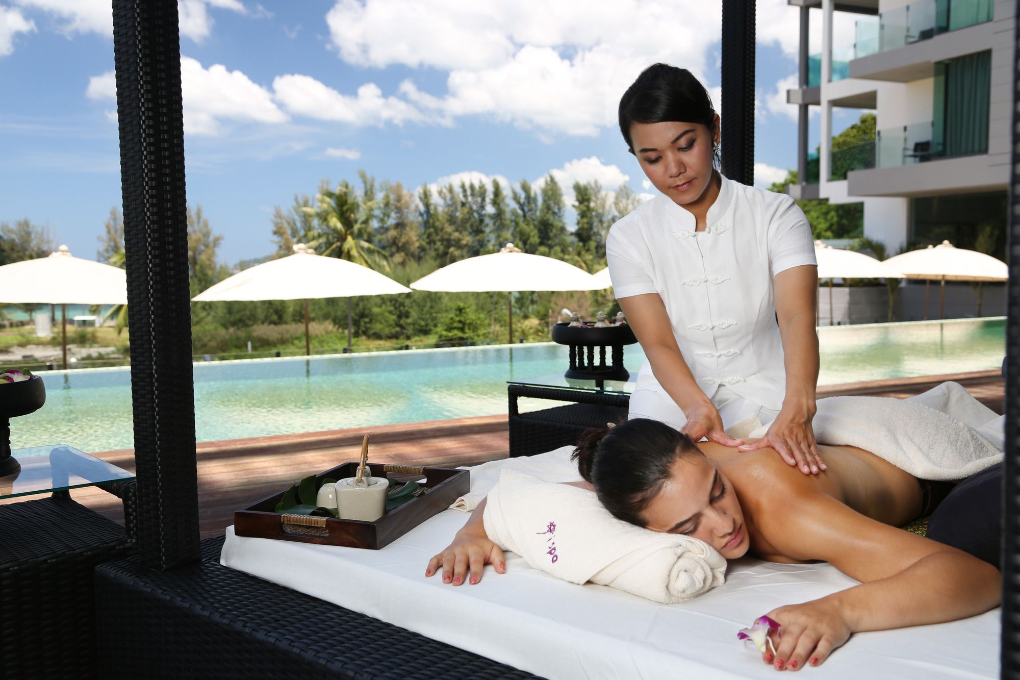 Absolute Twin Sands Resort & Spa