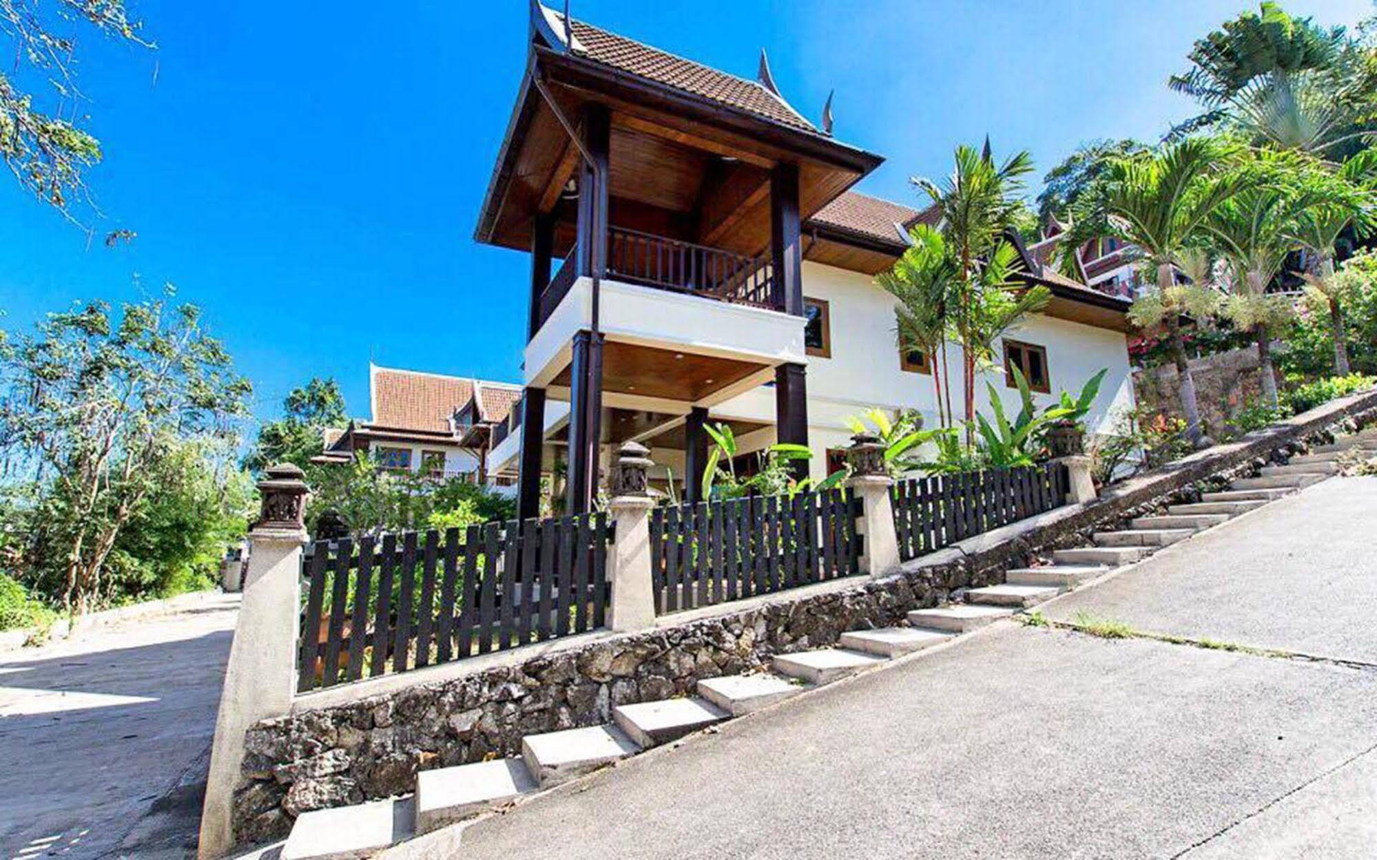 Baan Sawadee Villa