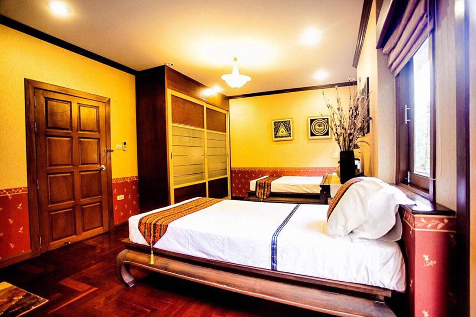 Baan Sawadee Villa