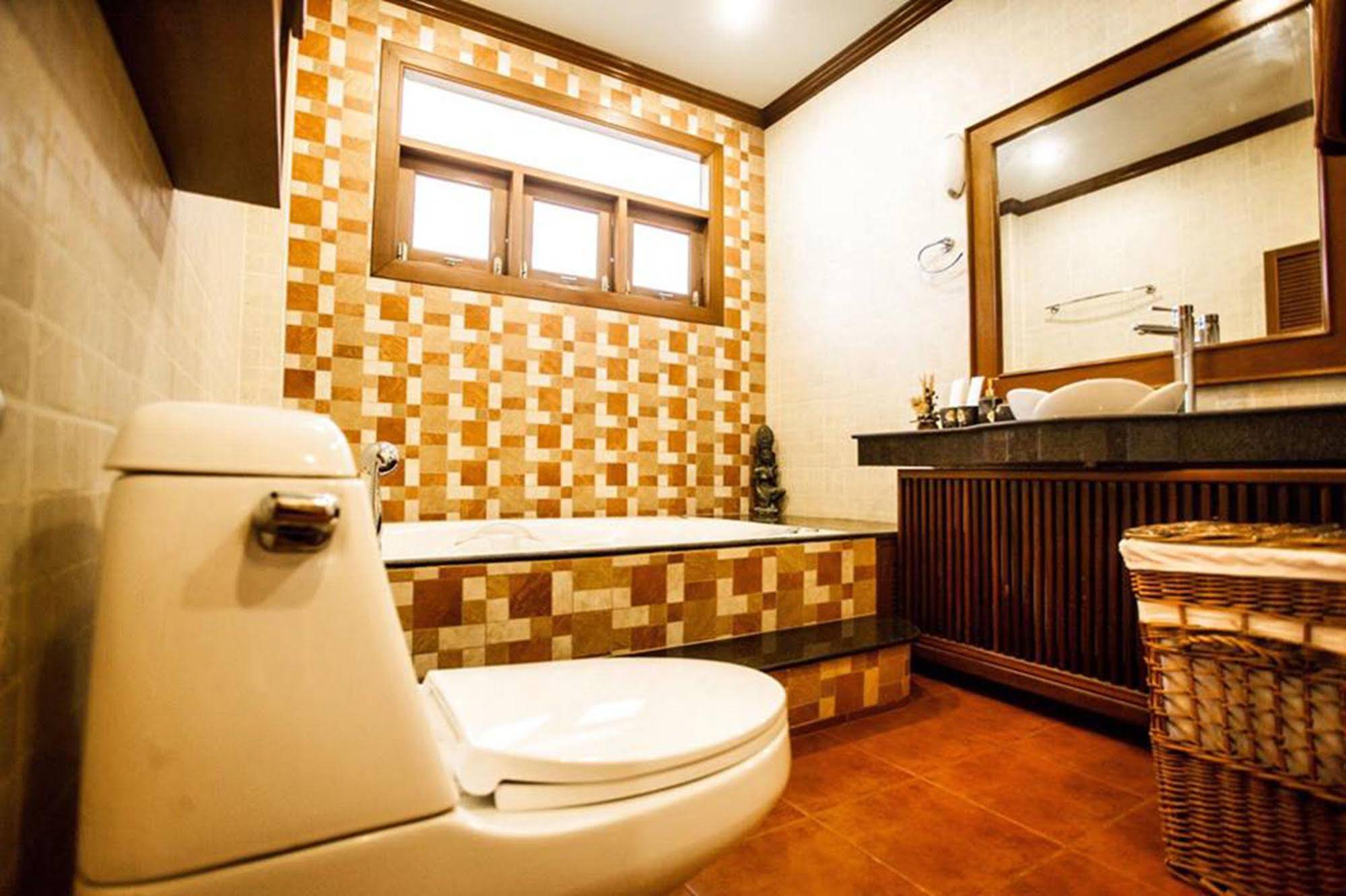 Baan Sawadee Villa