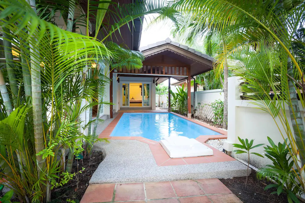 Golden Ville Pool Villa